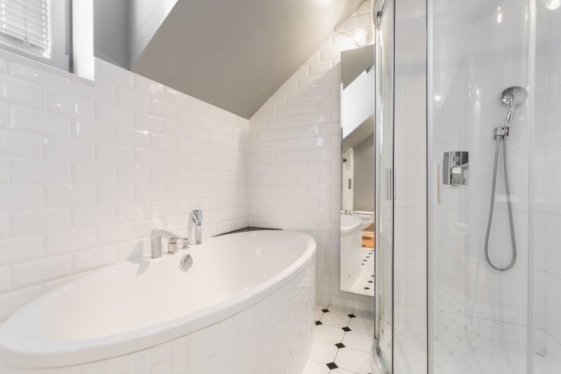 Compact Alcove Tub